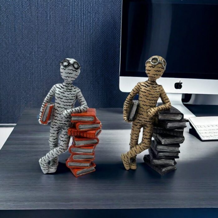 Synthetic Resin Reader Figurine Decoration - Image 3