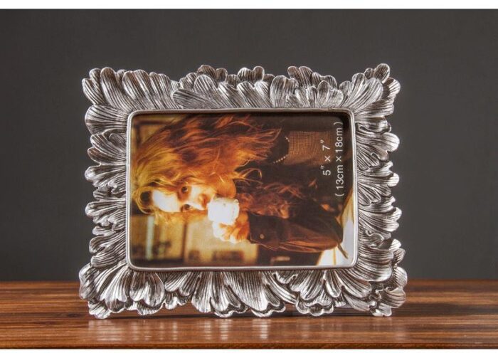 Simple Silver 6 Inch Photo Frame Picture Frame Home Accessories Ornaments Table - Image 9