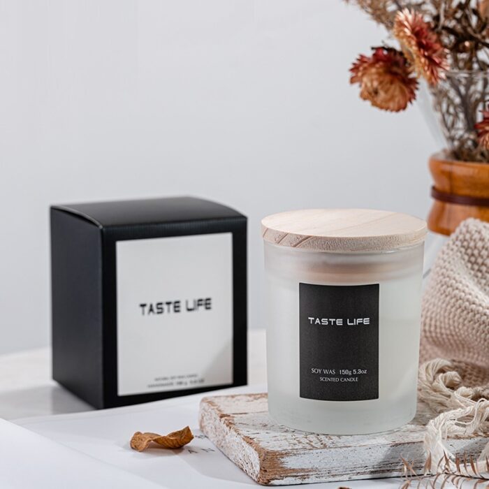 Smokeless Handmade Soy Wax Scented Candle With Clear Wooden Cover - Image 2